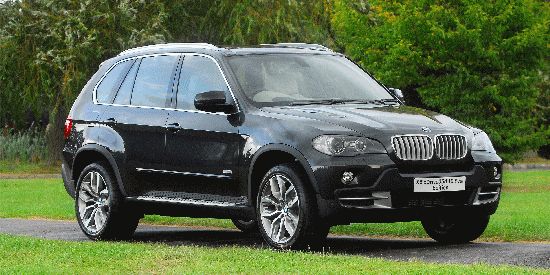 Local dealerships for X5 xDrive35d Transmission mount in Chile