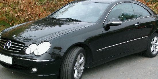 Which companies sell CLK 200 Trunk latch in Chile